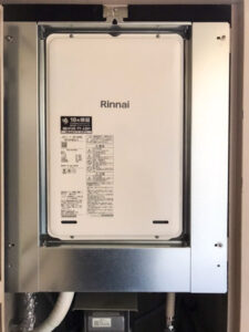 ガス給湯器施工事例 大阪市西区 Rinnai RUX-A1616B(A)-E